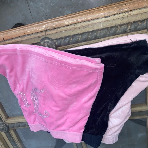 Juicy Couture Pink and Black pj shorts - Picture 2 of 4